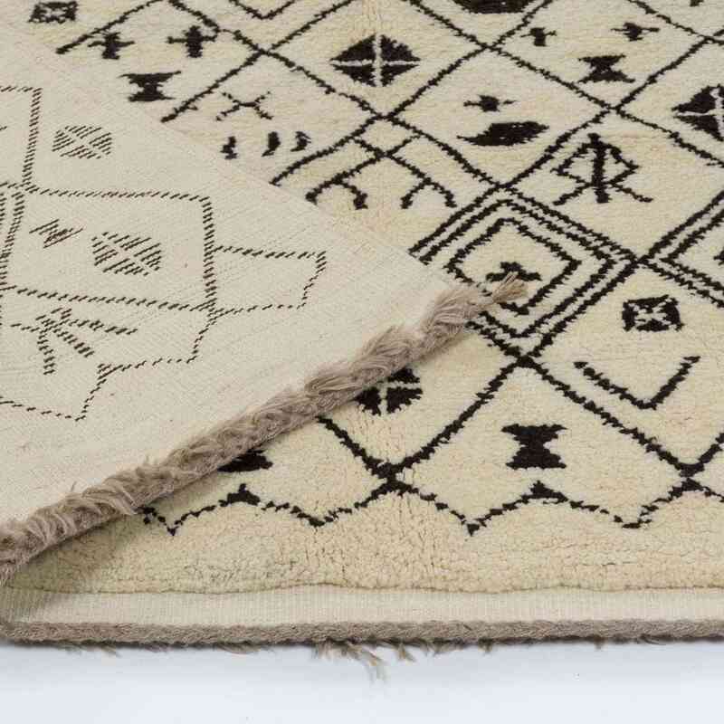 Beige New Moroccan Style Hand-Knotted Tulu Rug - 5' 8" x 8' 9" (68" x 105") - K0008984