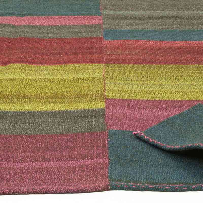 Pink, Green Neo Caspian Kilim Rug - 7'  x 9' 4" (84" x 112") - K0010500