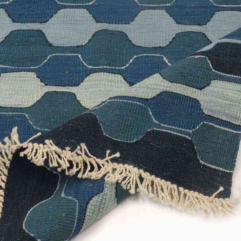 Yeni Kök Boya El Dokuma Kilim - 228 cm x 247 cm - K0020717