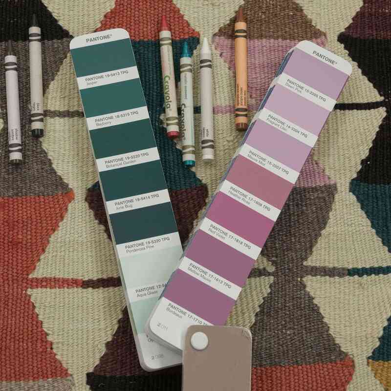 Çok Renkli Yeni El Dokuma Kilim - K0028222