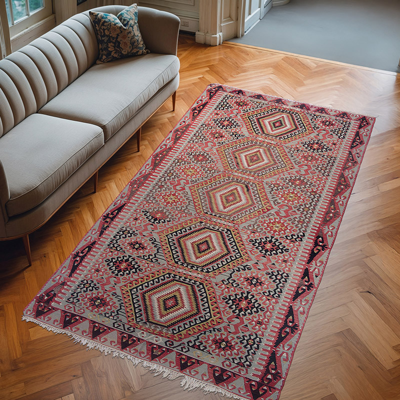 Multicolor Vintage Esme Kilim Rug - 5' 9" x 10' 2" (69" x 122") - K0036111