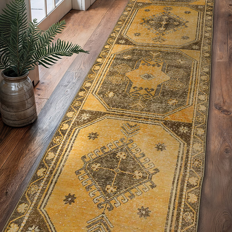 Vintage Turkish Runner Rug - 2' 9" x 10' 10" (33" x 130") - K0036914