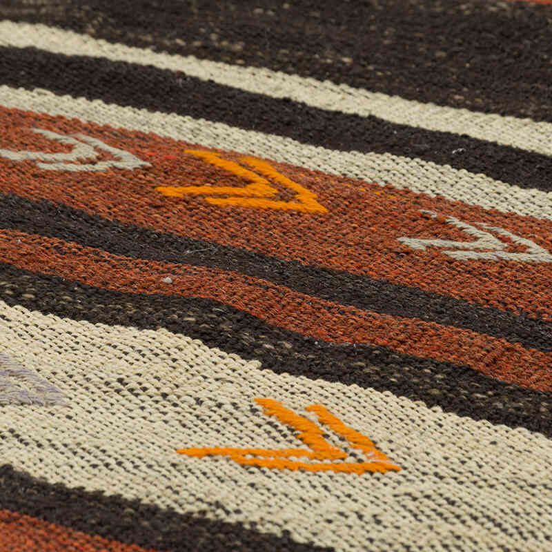 Vintage Anatolian Kilim Rug - 5' 6" x 10' 8" (66" x 128") - K0037184