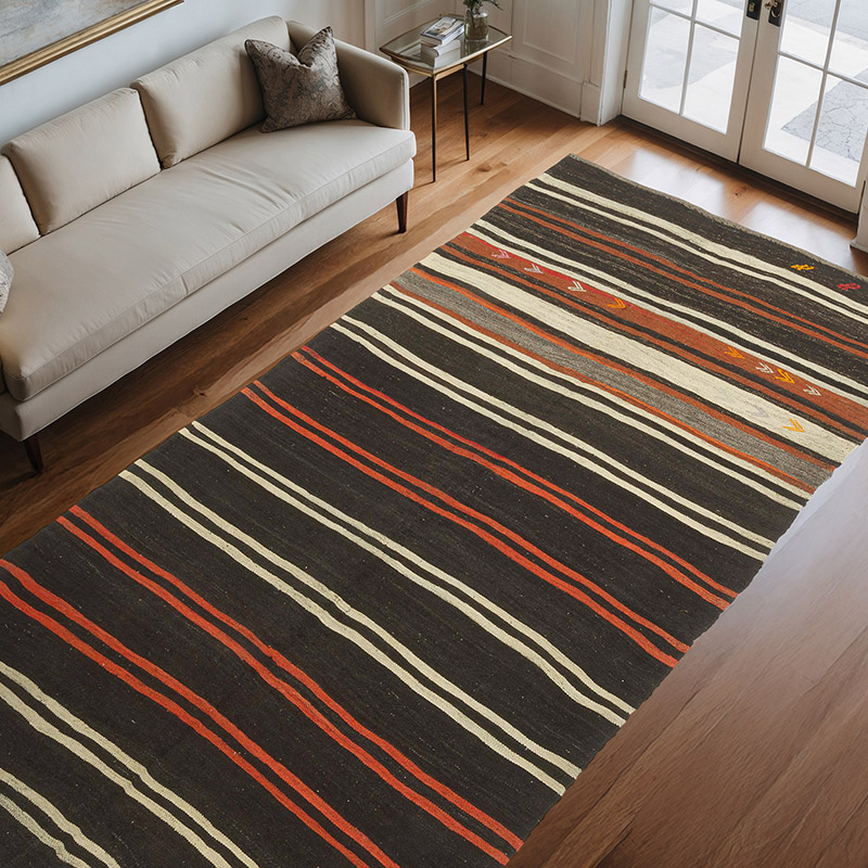 Vintage Anatolian Kilim Rug - 5' 6" x 10' 8" (66" x 128") - K0037184