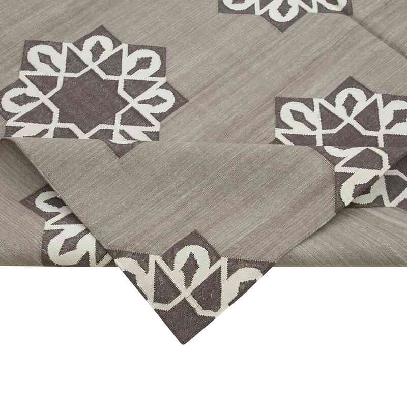 New Dhurrie Rug - 7' 10" x 9' 8" (94" x 116") - K0037515