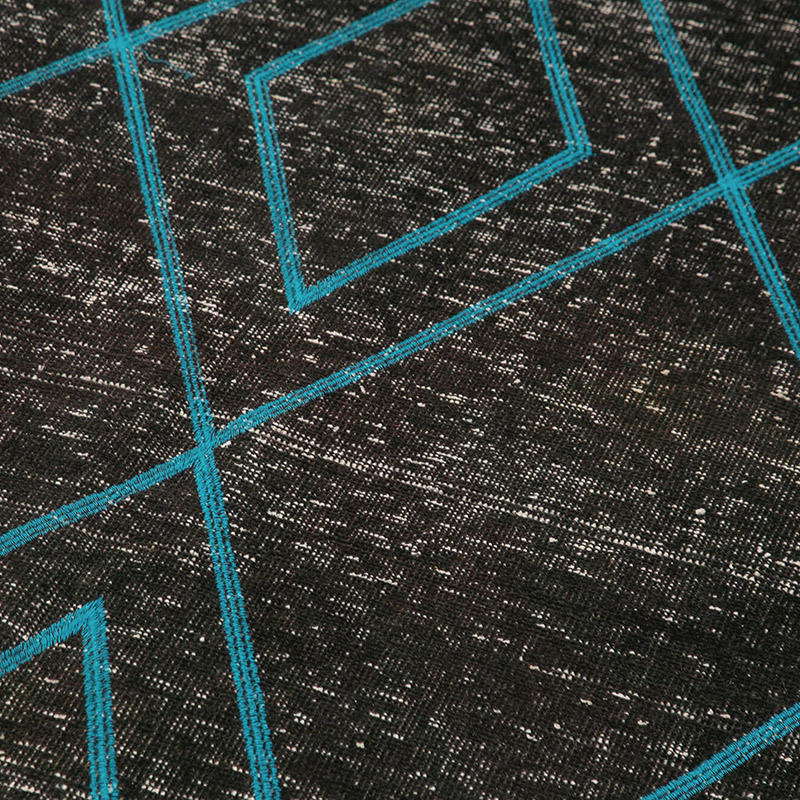 Negro Alfombra Turca bordada sobre teñida vintage - 147 cm x 388 cm - K0038576