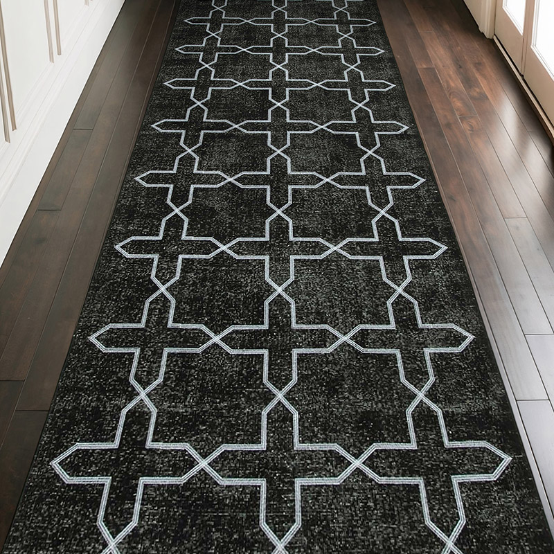 Negro Alfombra Turca bordada sobre teñida vintage - 146 cm x 406 cm - K0038645