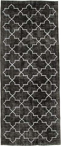 Siyah İşlemeli ve Boyalı El Dokuma Vintage Halı - 152 cm x 376 cm