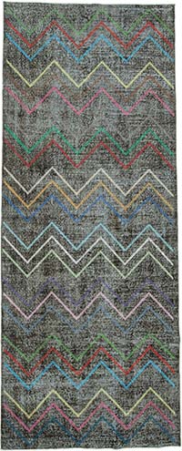 Negro Alfombra Turca bordada sobre teñida vintage - 147 cm x 370 cm
