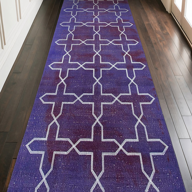 Púrpura Alfombra Turca bordada sobre teñida vintage - 137 cm x 316 cm - K0038668