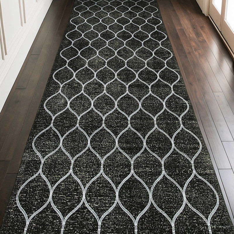 Siyah İşlemeli ve Boyalı El Dokuma Vintage Halı - 147 cm x 404 cm - K0038709