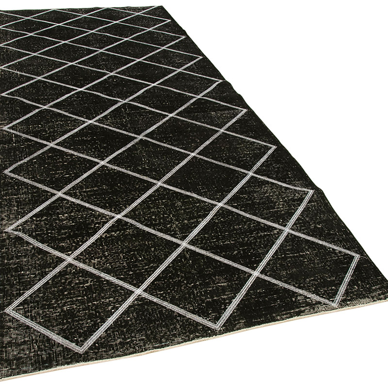 Negro Alfombra Turca bordada sobre teñida vintage - 141 cm x 344 cm - K0038712