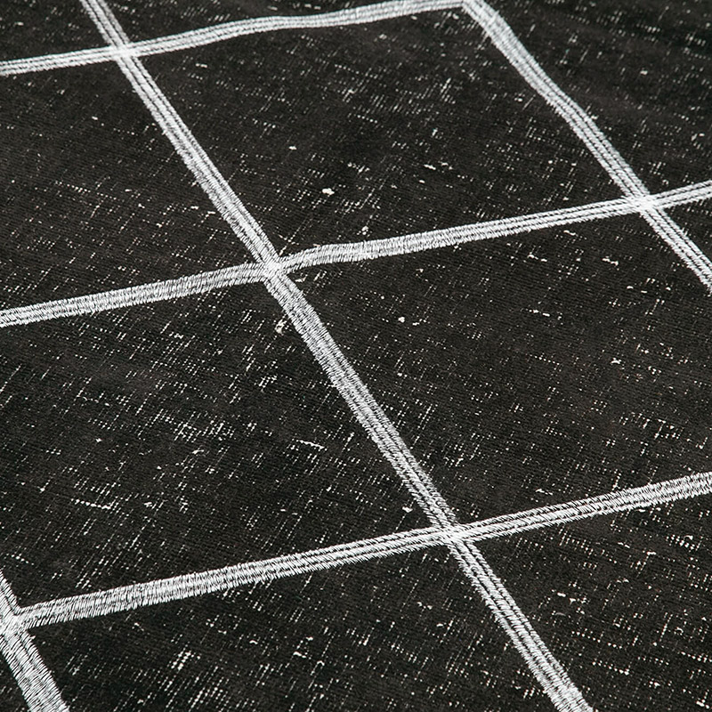 Negro Alfombra Turca bordada sobre teñida vintage - 141 cm x 344 cm - K0038712