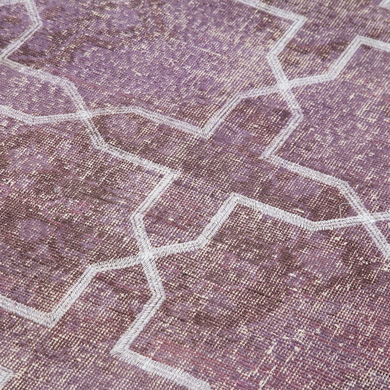 Púrpura Alfombra Turca bordada sobre teñida vintage - 137 cm x 382 cm - K0038714