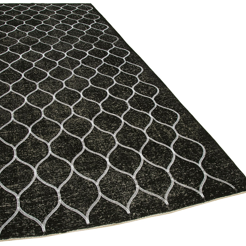 Black Embroidered Over-dyed Turkish Vintage Runner - 4' 9" x 12' 8" (57" x 152") - K0038717