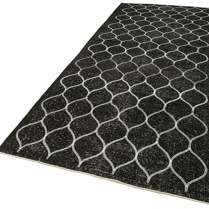 Black Embroidered Over-dyed Turkish Vintage Runner - 4' 9" x 12' 8" (57" x 152") - K0038717