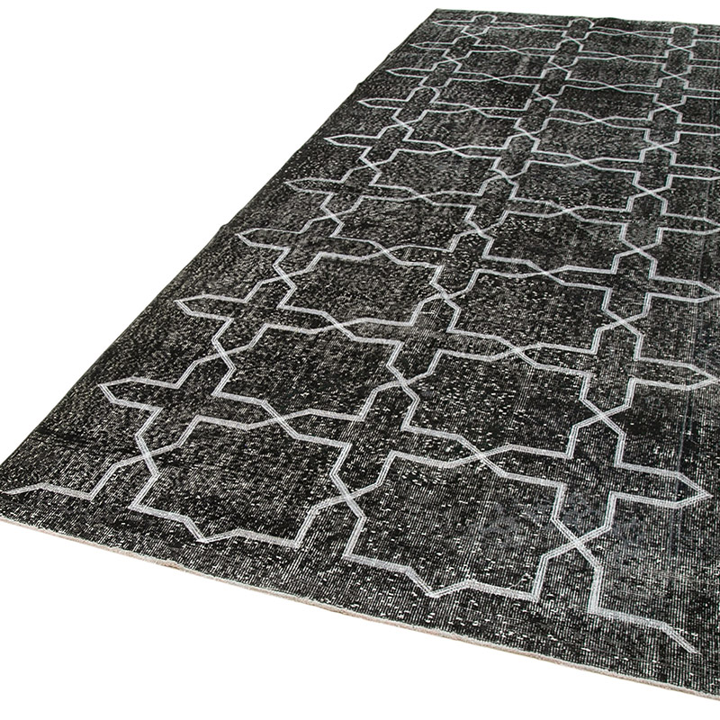 Black Embroidered Over-dyed Turkish Vintage Runner - 4' 11" x 12' 10" (59" x 154") - K0038725