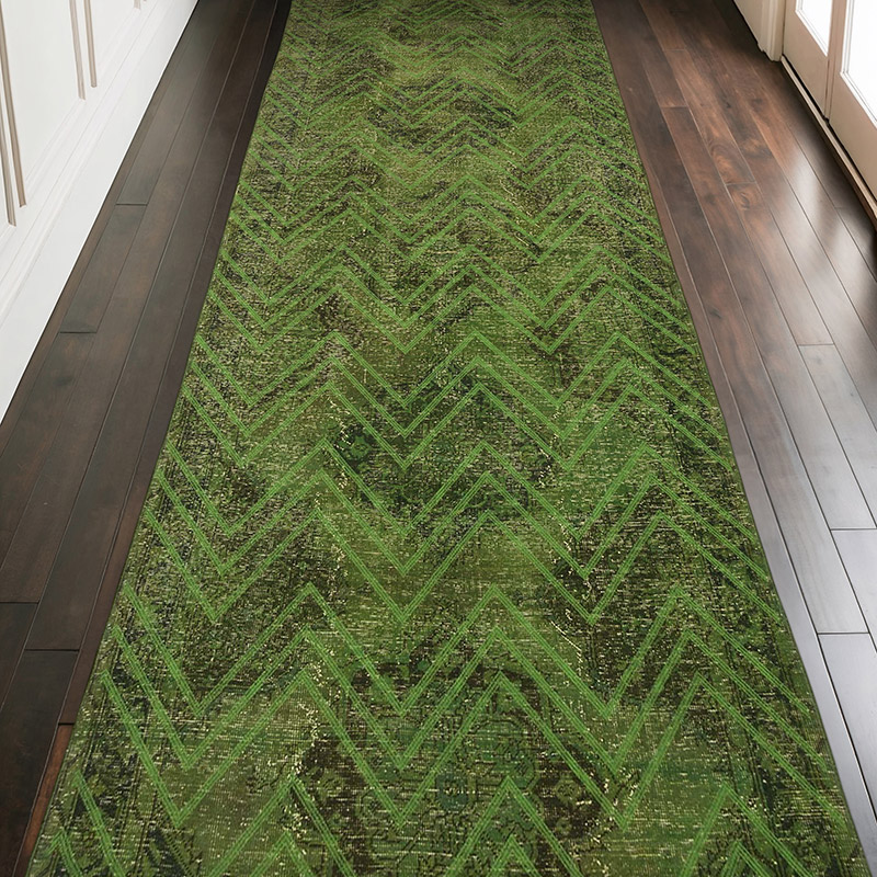Verde Alfombra Turca bordada sobre teñida vintage - 142 cm x 406 cm - K0038731