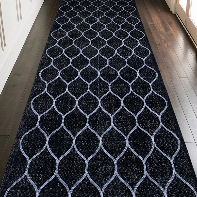 Siyah İşlemeli ve Boyalı El Dokuma Vintage Halı - 146 cm x 380 cm - K0038753