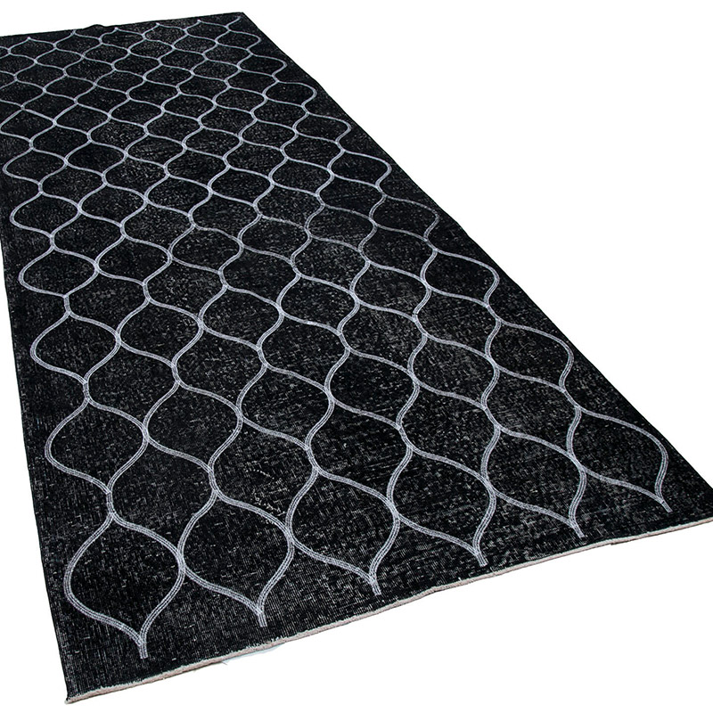 Siyah İşlemeli ve Boyalı El Dokuma Vintage Halı - 150 cm x 387 cm - K0038770