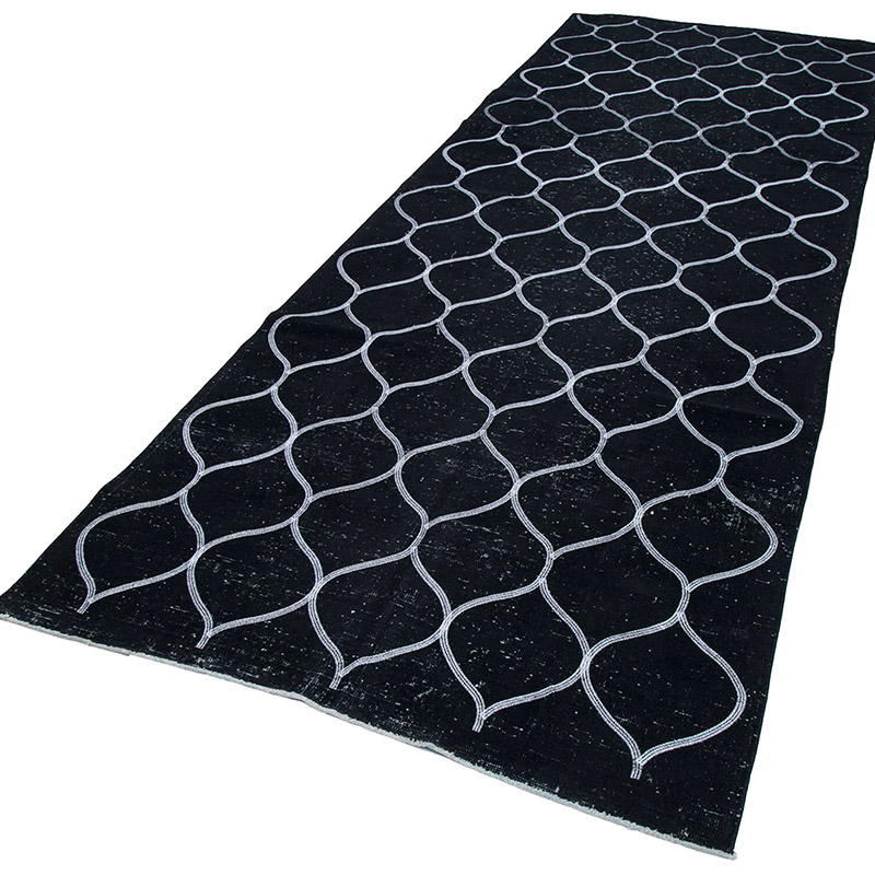 Negro Alfombra Turca bordada sobre teñida vintage - 141 cm x 386 cm - K0038803