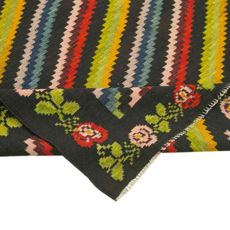 Multicolor Vintage Handwoven Moldovan Kilim Area Rug - 5' 8" x 10' 2" (68 in. x 122 in.) - K0039106