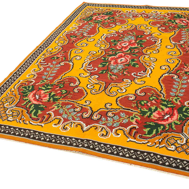 Vintage Handwoven Moldovan Kilim Rug - 6'  x 8' 1" (72" x 97") - K0039163