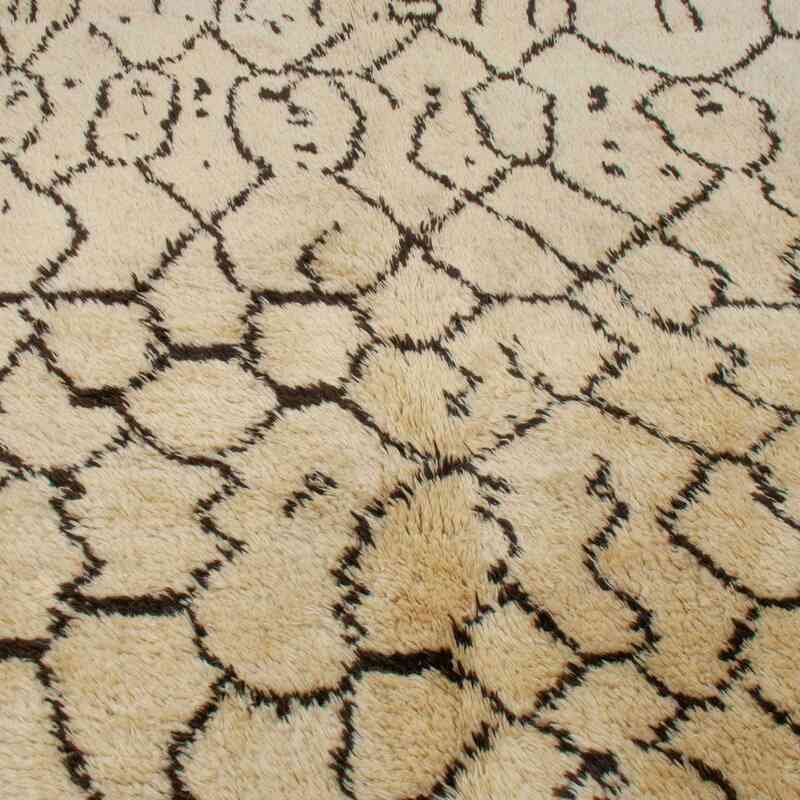 Beige, Brown Moroccan Style Hand-Knotted Tulu Rug - 5' 11" x 7' 3" (71 in. x 87 in.) - K0039220
