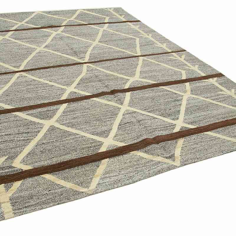 Yeni Anadolu Kilimi - 247 cm x 303 cm - K0039711