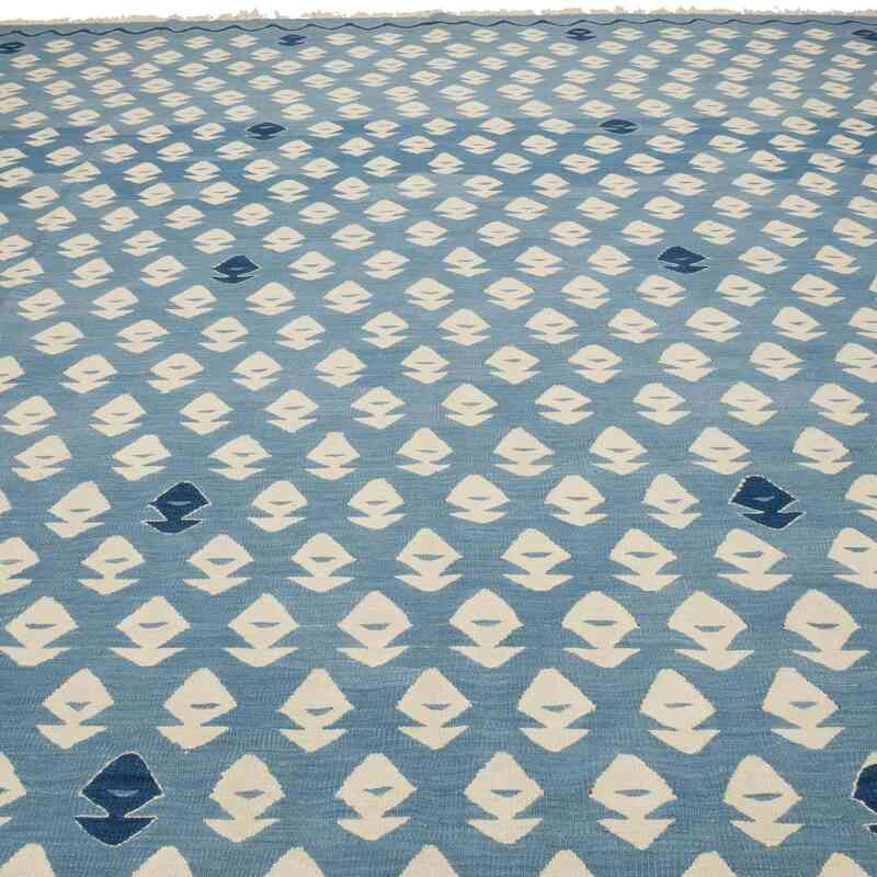 New Handwoven Turkish Kilim Rug - 10'  x 11'  (120" x 132") - K0040109