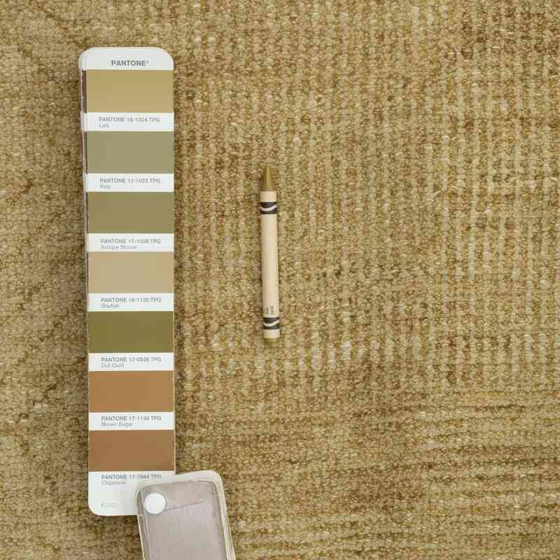 New Hand Knotted Wool Rug - 9' 1" x 12' 1" (109" x 145") - K0040618