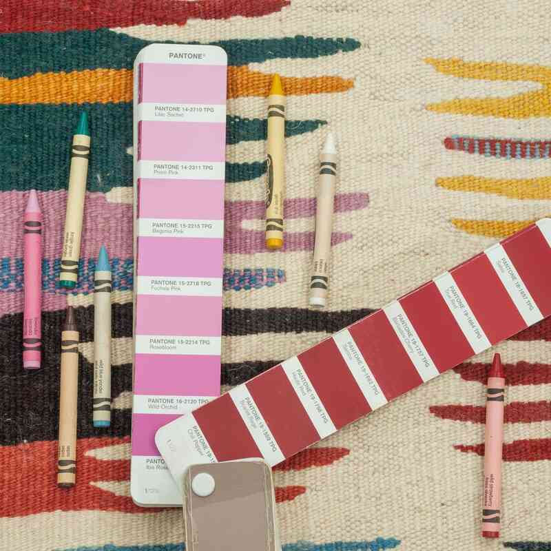 Çok Renkli Yeni El Dokuma Kilim - K0043335