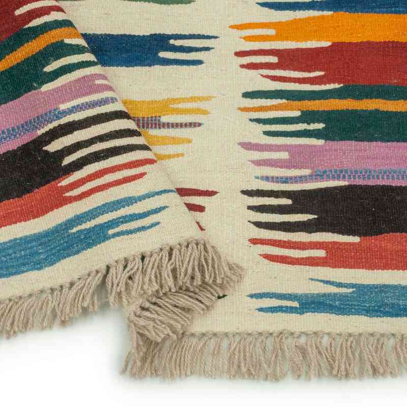 Çok Renkli Yeni El Dokuma Kilim - K0043335