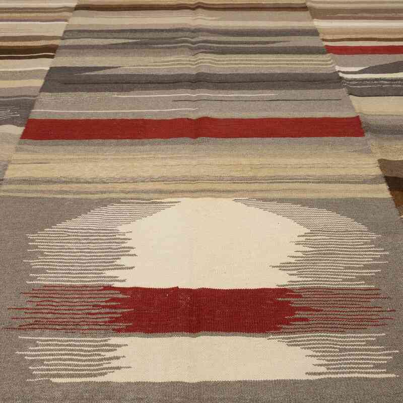 New Handwoven Turkish Kilim Rug - K0048504