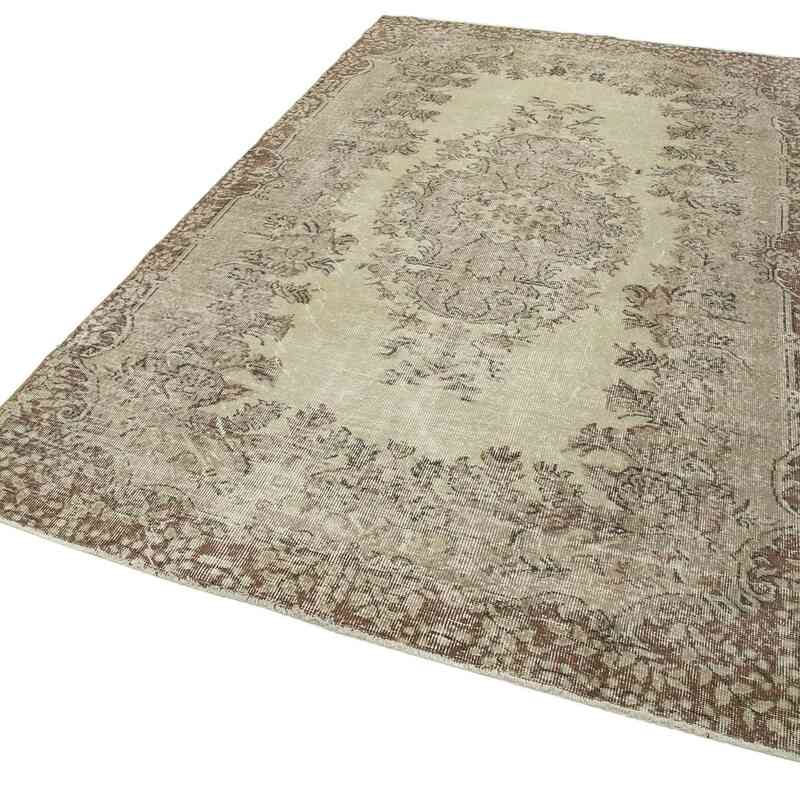 Vintage Turkish Hand-Knotted Rug - 5' 8" x 9' 6" (68 in. x 114 in.) - K0048683