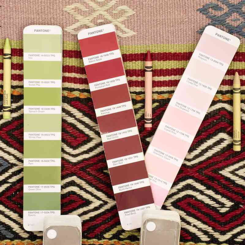 Vintage Manisa Kilim Rug - 5' 1" x 9'  (61" x 108") - K0050511