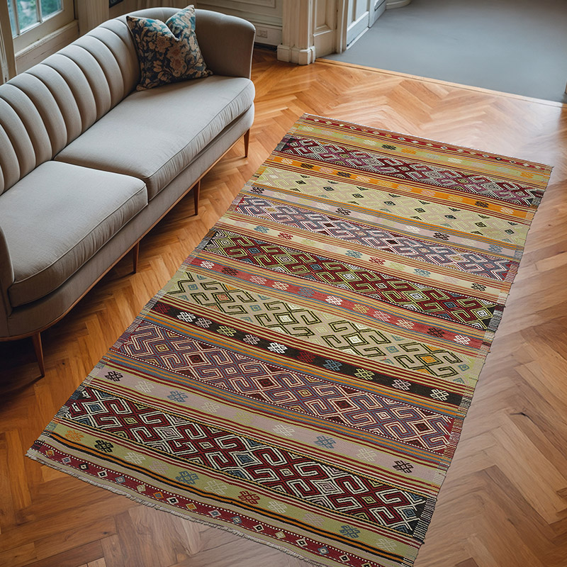 Vintage Manisa Kilim Rug - 5' 1" x 9'  (61" x 108") - K0050511