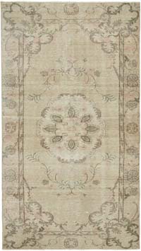 Vintage Turkish Hand-Knotted Rug - 5' 1" x 8' 11" (61" x 107")