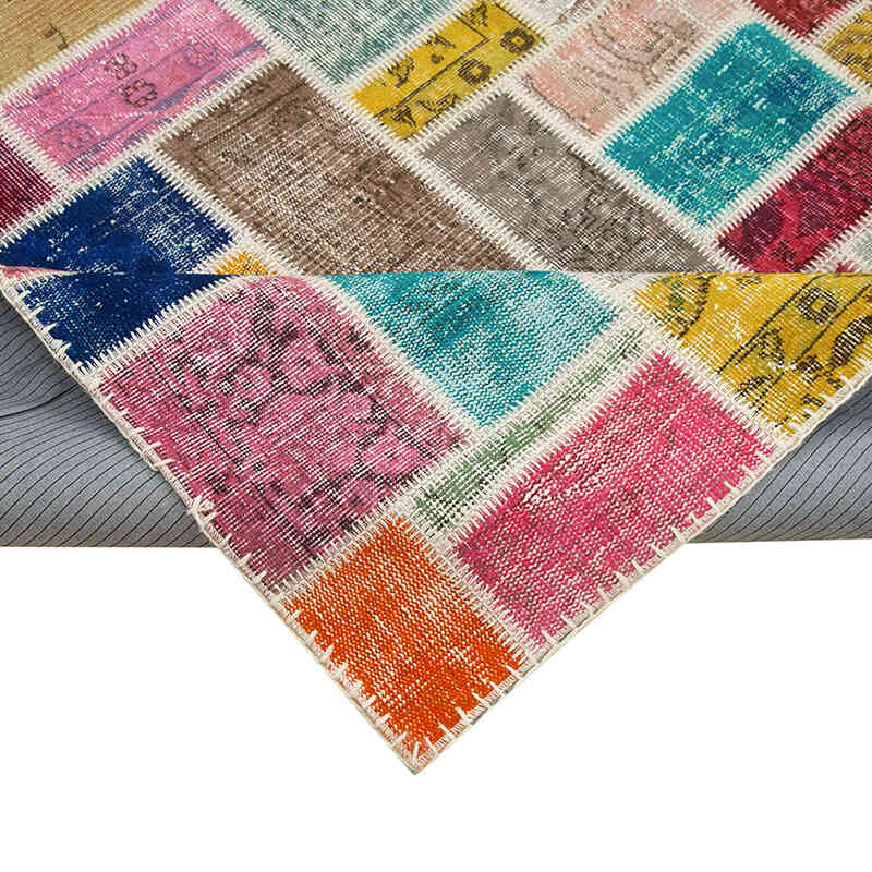 Çok Renkli Boyalı Patchwork Halı - 260 cm x 300 cm - K0051127