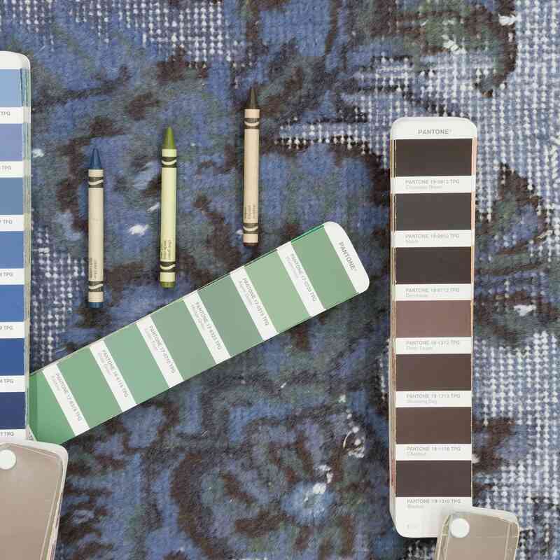 Hand Carved Over-Dyed Rug - 5' 9" x 9' 4" (69" x 112") - K0051747