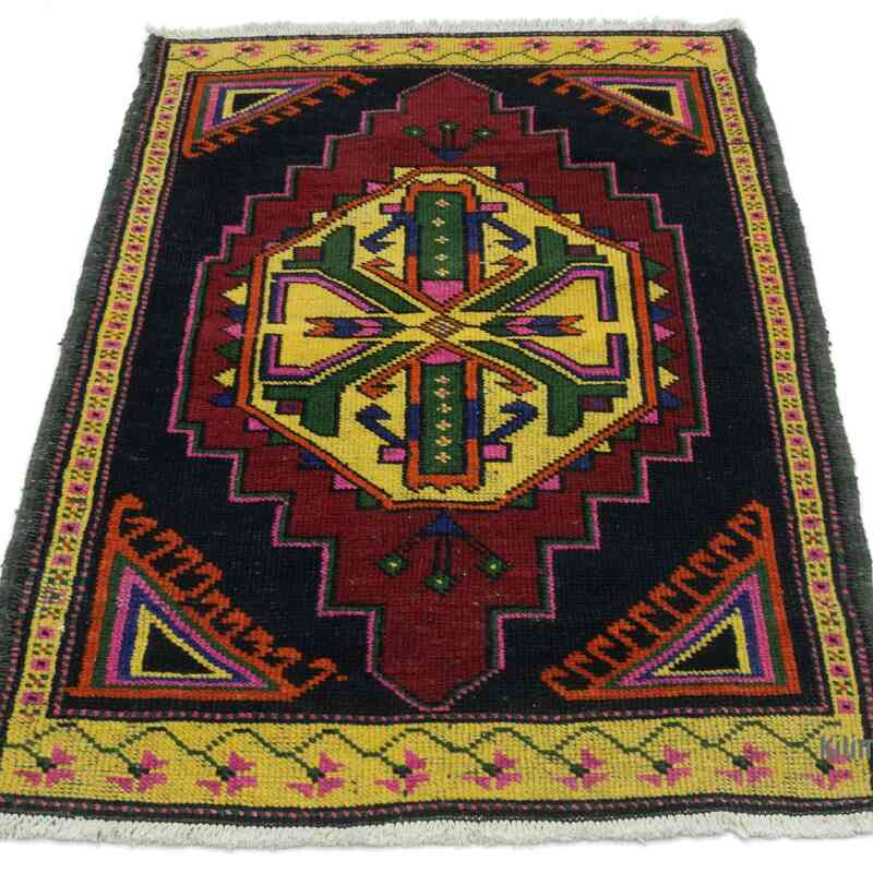 Vintage Turkish Hand-Knotted Rug - 2' 4" x 3' 7" (28" x 43") - K0052830