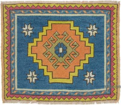 El Dokuma Vintage Halı - 64 cm x 54 cm