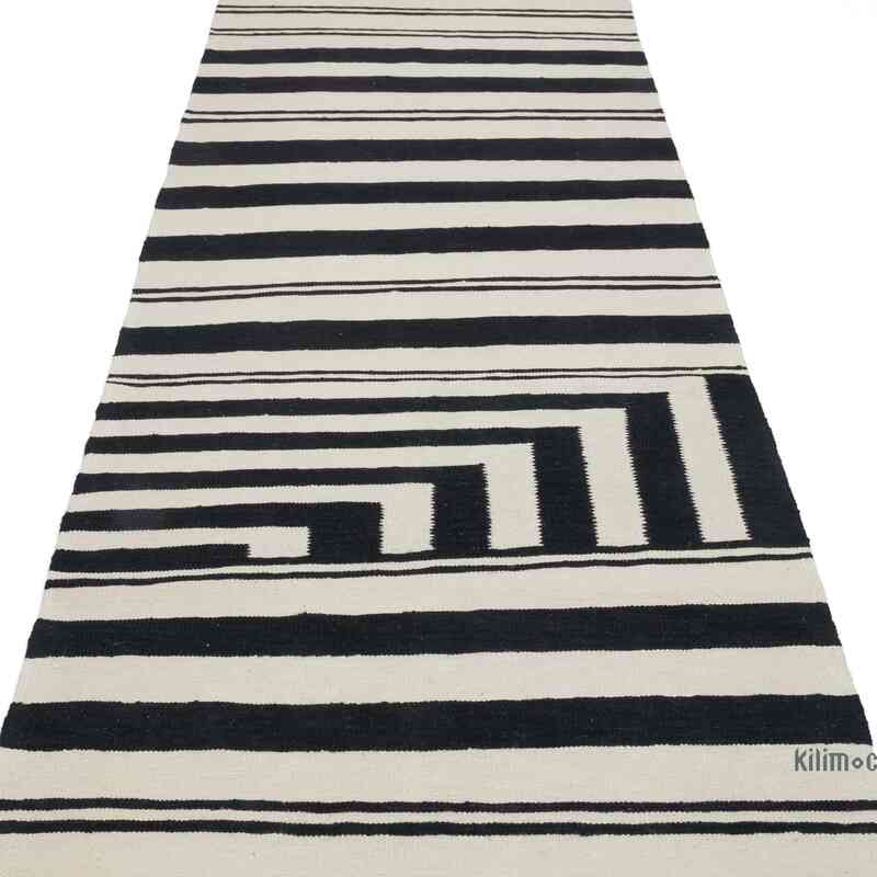 New Handwoven Turkish Kilim Rug - 2' 11" x 12' 2" (35" x 146") - K0056005