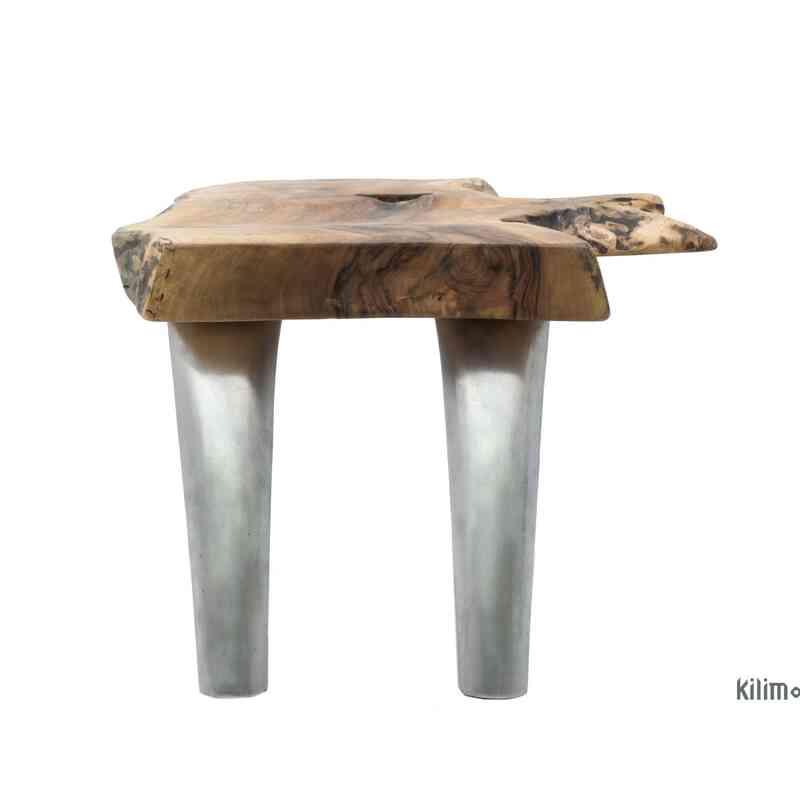 Live Edge Walnut Coffee Table with Cast Aluminium Legs - K0056394