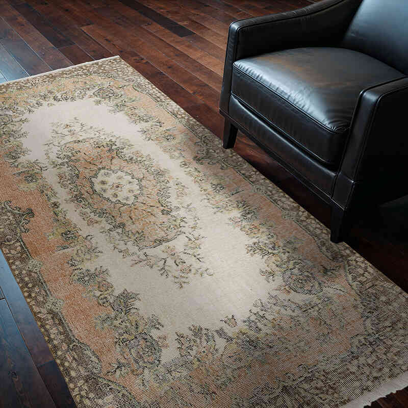 Vintage Turkish Hand-Knotted Rug - 3' 10" x 7' 1" (46" x 85") - K0056407