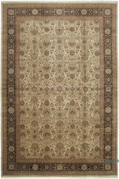 Yeni El Dokuma Uşak Halısı - 358 cm x 546 cm