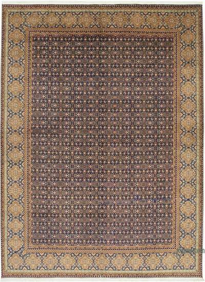 Yeni El Dokuma Uşak Halısı - 244 cm x 335 cm