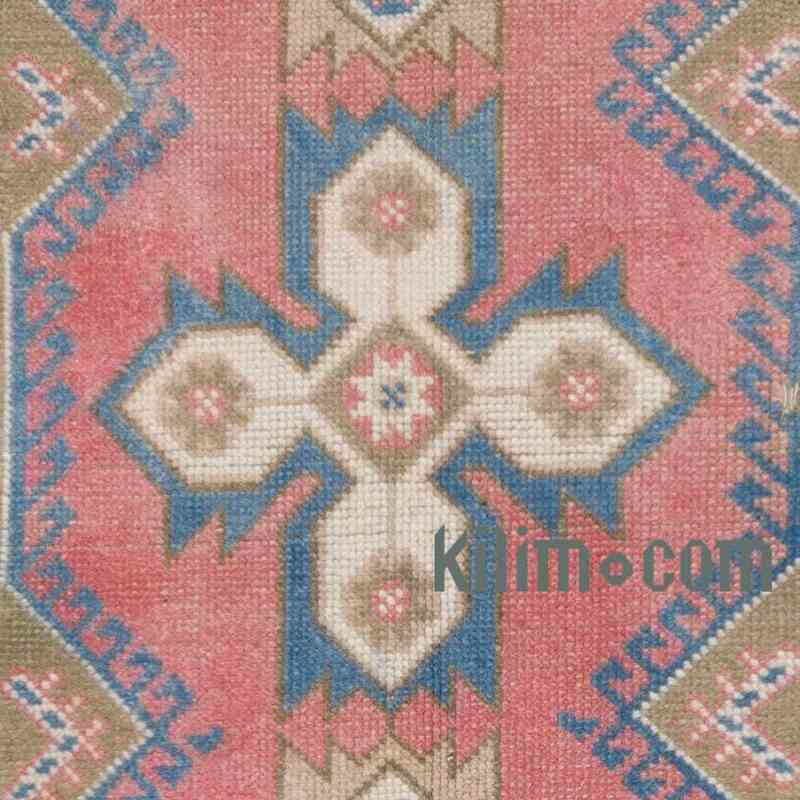 Vintage Turkish Hand-Knotted Rug - 2' 4" x 5' 7" (28 in. x 67 in.) - K0056822
