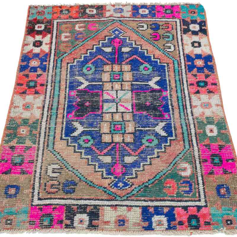 Vintage Turkish Hand-Knotted Rug - 2' 7" x 3' 8" (31 in. x 44 in.) - K0056853