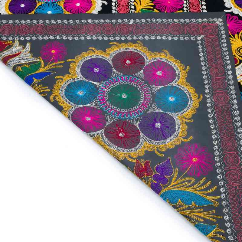 Vintage Uzbek Suzani - K0056871